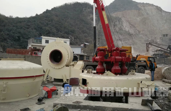 貴州安順175歐版磨粉機安裝現場圖解